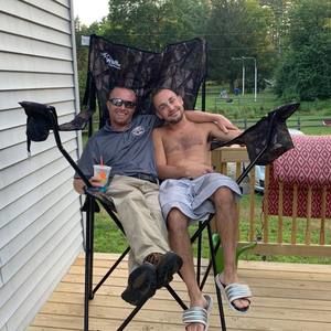 Meet your Posher, Travis